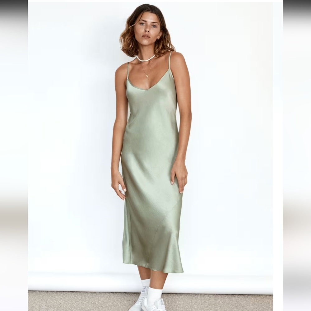 Aritzia Wilfred Only Slip Maxi Dress